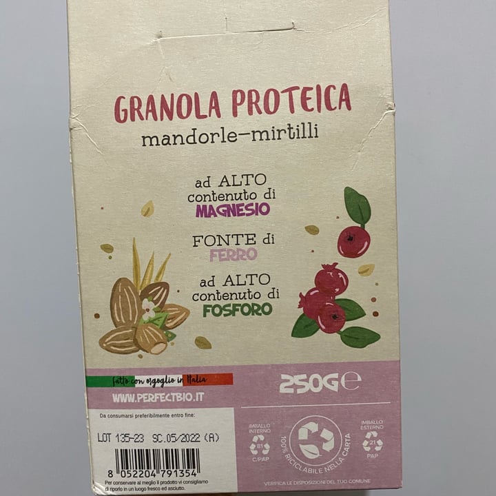 review photo of Perfect Bio Granola Proteica - Mandorle e Mirtilli shared by @msom on 04 Dec 2021 - review