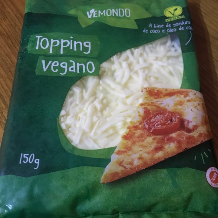 photo of Vemondo Vegan Topping (Vegan Cheese) shared by @nazare on  10 Oct 2021 - review