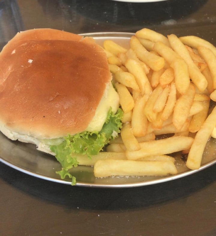 photo of El Milagro Milanesa de seitan vegetariana (al pan o al plato) shared by @mikaveg on  22 Jan 2020 - review