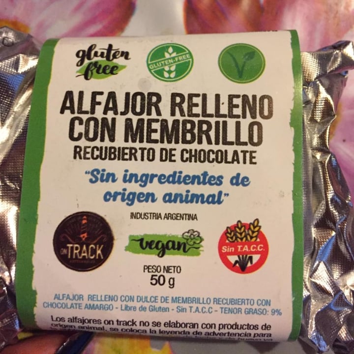 photo of On Track Alfajor Relleno Con Membrillo shared by @rama96 on  03 Feb 2021 - review