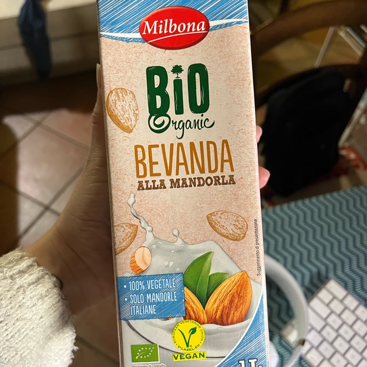 photo of Milbona Almond Drink shared by @neydal on  26 Feb 2022 - review