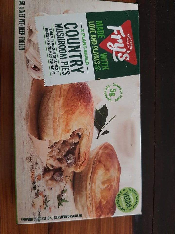 photo of Fry's Family Food Frys Mushroom Pies shared by @michellelegg on  20 Sep 2021 - review