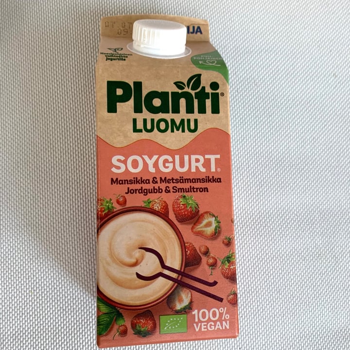 review photo of Planti Luomu Soygurt Mansikka & Metsämansikka shared by @pienihiiri on 27 May 2021 - review
