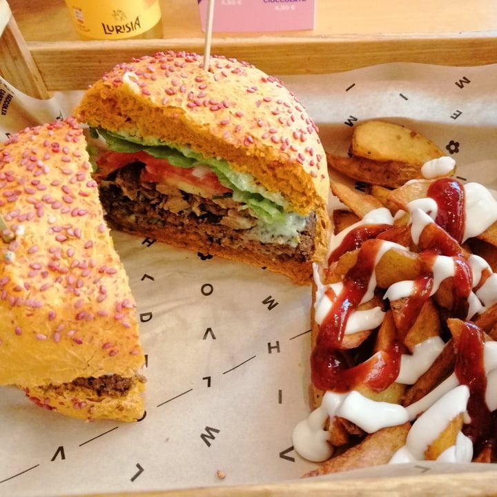 photo of Flower Burger Hercules shared by @francifiore on  23 Sep 2022 - review