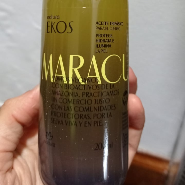 review photo of Natura Aceite Trifasico Maracuya shared by @miliforanimals on 04 Jul 2022 - review