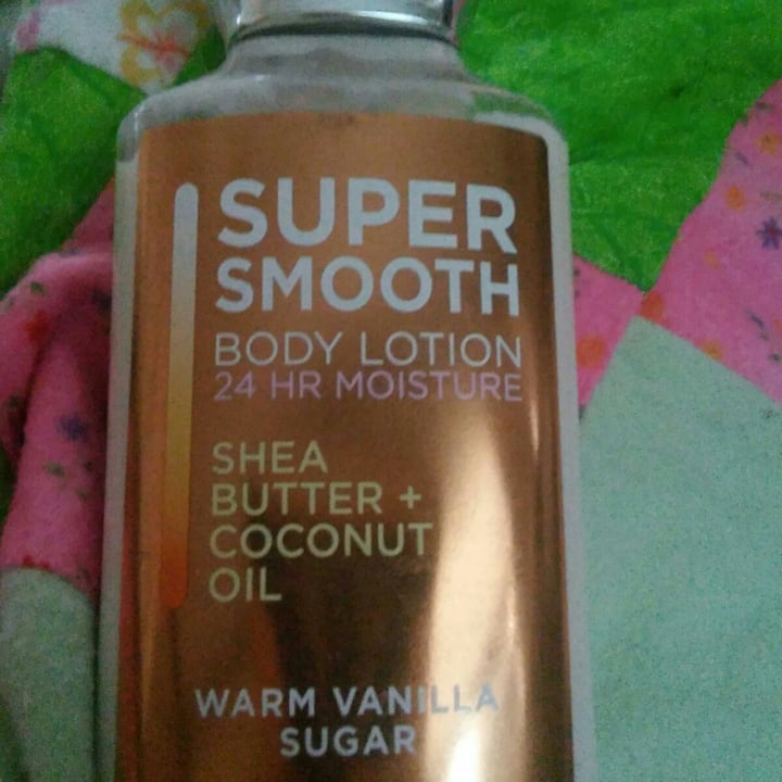 photo of Bath & Body Works Super smooth body lotion warm vanilla sugar shared by @veganmamabear on  31 Aug 2020 - review