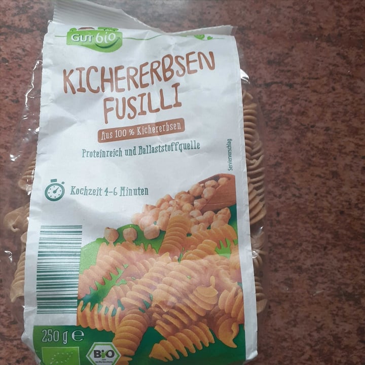 review photo of GutBio Kichererbsen fusilli shared by @cocomccartney on 06 Sep 2020 - review