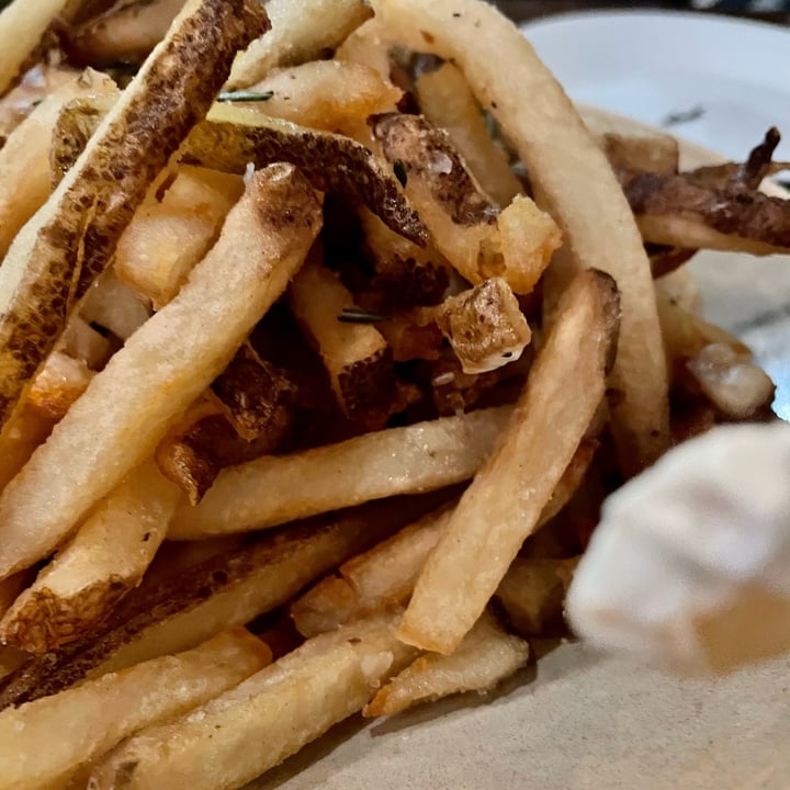 photo of Plum Bistro Rosemary Garlic Fries shared by @sreyesh on  12 Nov 2022 - review