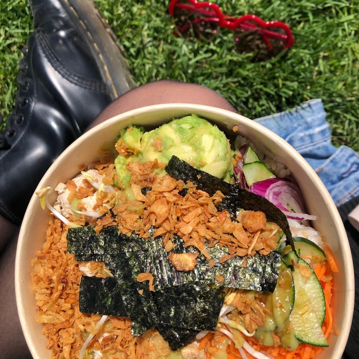 photo of Poke House - Citylife this isn’t chicken burger Poke Bowl shared by @thelisasofar on  08 May 2021 - review