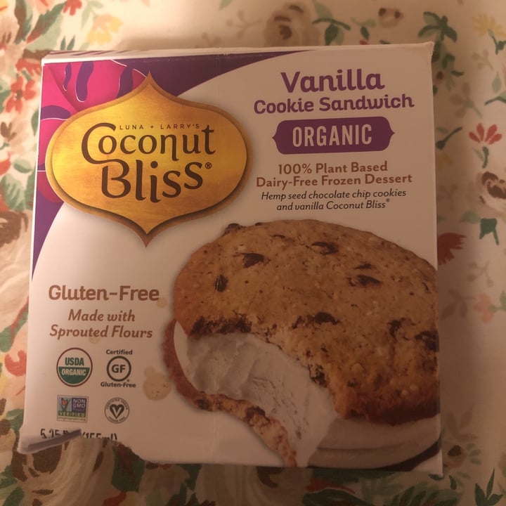 review photo of Coconut Bliss Vanilla Cookie Sandwich shared by @jfeshari on 27 Oct 2020 - review
