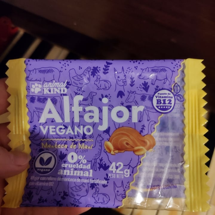 photo of Animal kind Alfajor Vegano shared by @julibarbazan on  20 May 2022 - review