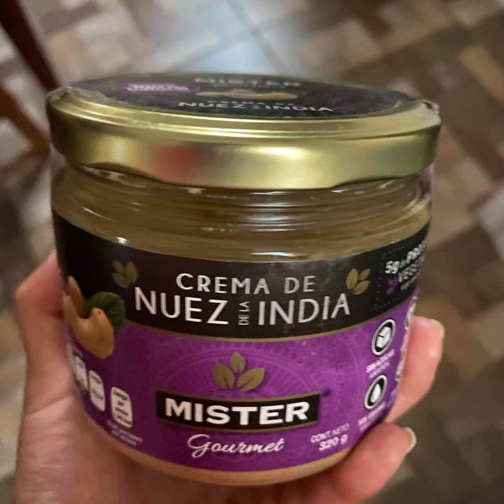 photo of Nuez de la india crema mister Crema shared by @annetteannette on  09 Aug 2020 - review