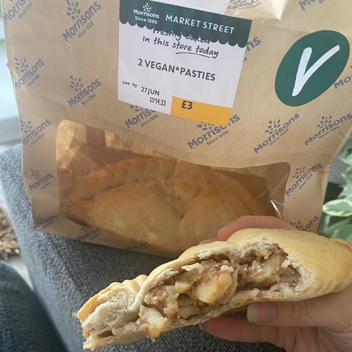 photo of Morrisons Vegan pasties shared by @robsm95 on  27 Jun 2020 - review