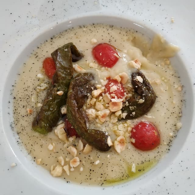 Photo of the dish “Crema di fave con friggitelli e Nocciole”