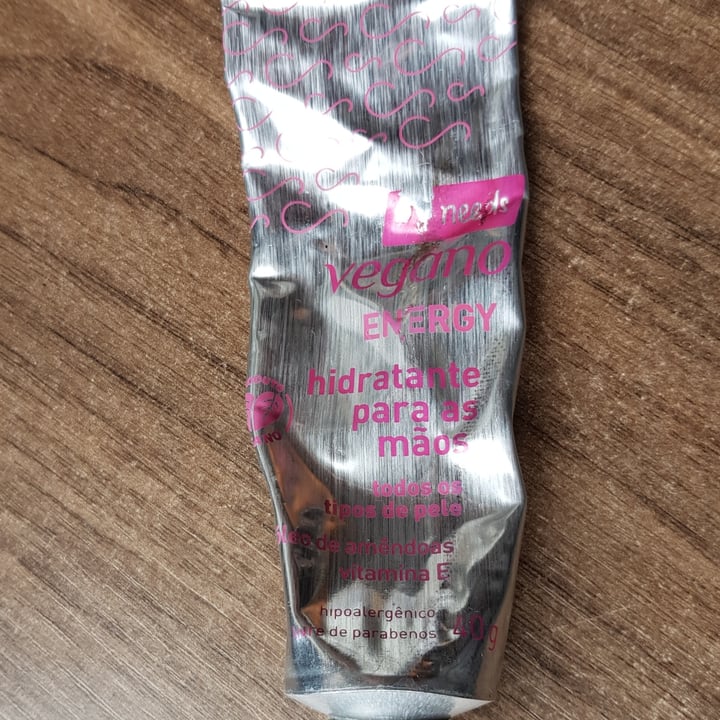 review photo of Vegan by Needs Creme Para Mãos shared by @guilopes on 07 Sep 2022 - review