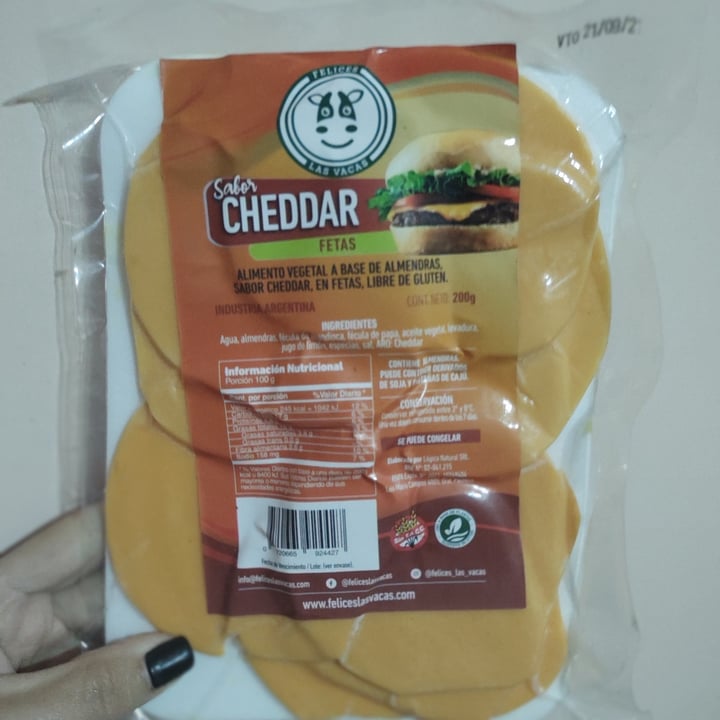 review photo of Felices Las Vacas Queso Cheddar en Fetas shared by @disculpefuegotiene on 26 Aug 2021 - review