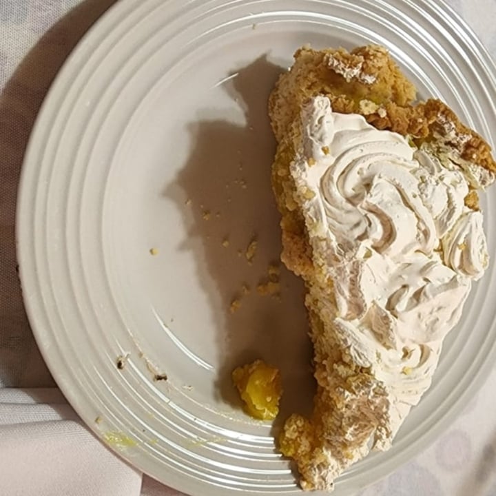 photo of Loving Hut Lemon Pie shared by @ines1989 on  16 Apr 2022 - review