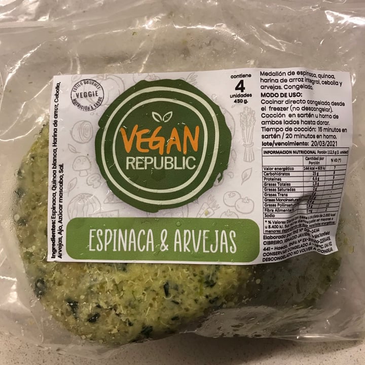 photo of Vegan Republic Espinaca y Arvejas shared by @vanepiterman on  24 Dec 2020 - review