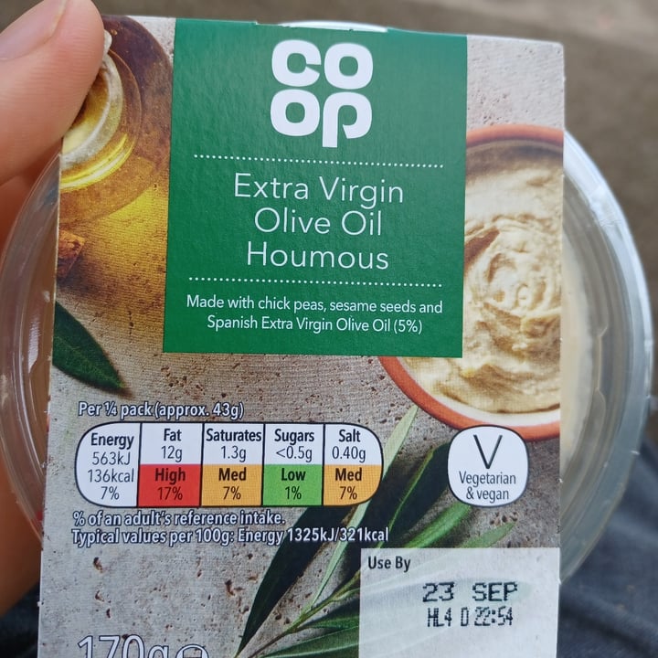 photo of Co operative Houmous shared by @yotodda16 on  28 Sep 2021 - review