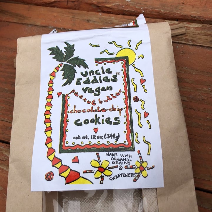 review photo of Uncle Eddie’s Vegan Peanut Butter Chocolate Chip Cookies shared by @lamanna on 15 May 2021 - review