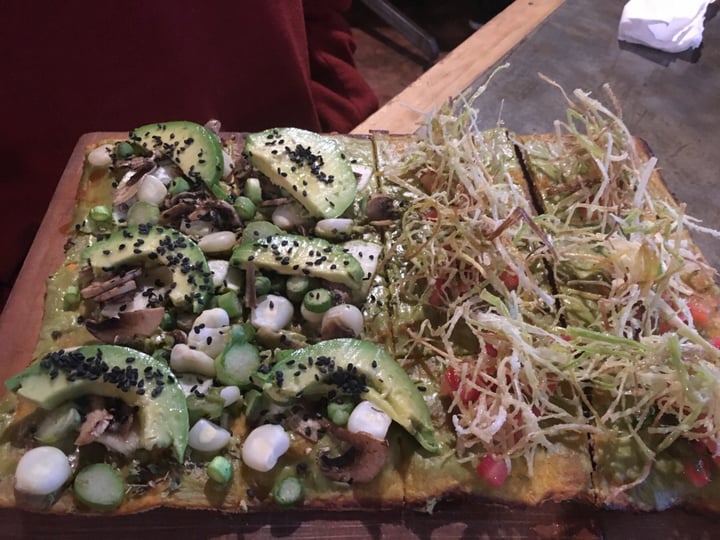 photo of Veggie Pizza Jardín real and Bruschetta Pizza with Avocado Cheese shared by @theveggienomad on  27 Aug 2018 - review