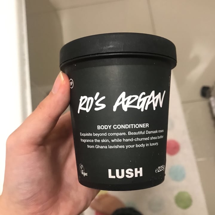 photo of LUSH Fresh Handmade Cosmetics Ro’s Argan Body Conditioner shared by @gtad20 on  05 Apr 2020 - review