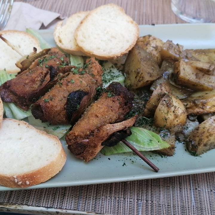 review photo of aTipico spiedini alla palermitana shared by @alexisveg269 on 25 Sep 2022 - review