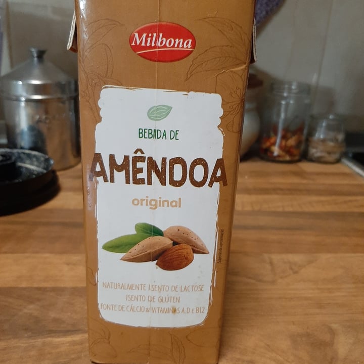 photo of Silk Milbona Leite Amendoa shared by @gferreira on  19 Apr 2022 - review