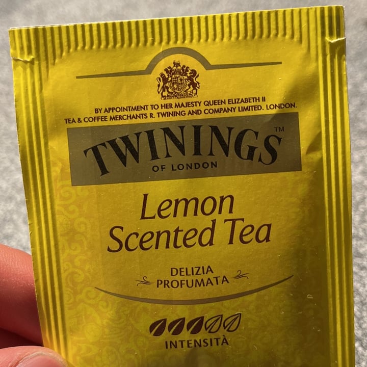 photo of Twinings Lemon Scented Tea shared by @eliabrunelli on  10 Apr 2022 - review