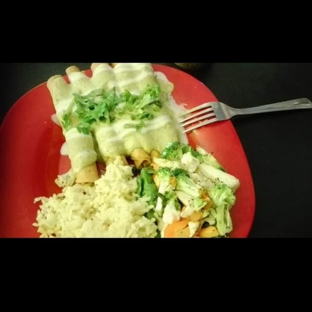 Photo of the dish “Flautas de camote”