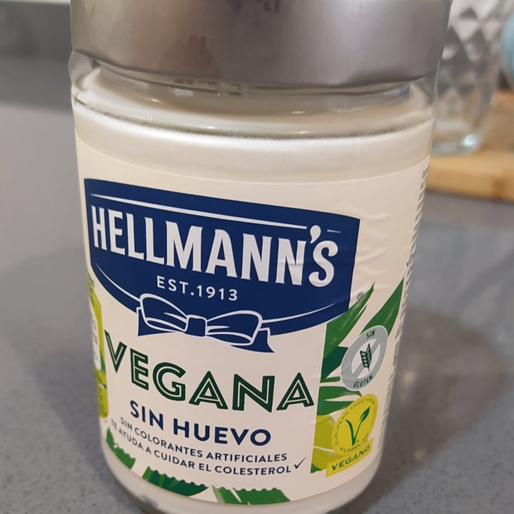 photo of Hellmann’s Hellman’s Vegan Mayonnaise shared by @atramveggie on  29 Jun 2021 - review