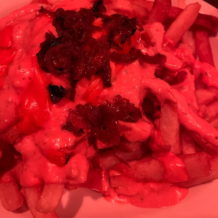 photo of Cycle Dogs Hangry Style Fries shared by @oshmorethstorm on  10 Nov 2022 - review