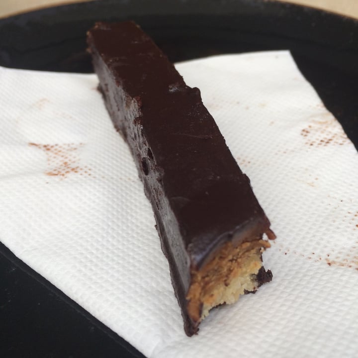 photo of Harvest Cafe Vegan Twix shared by @sylvacharm on  14 Jun 2022 - review