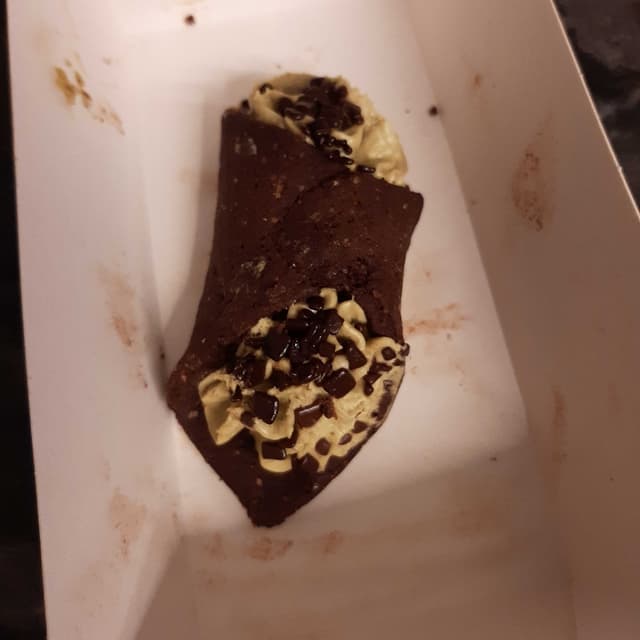 Photo of the dish “Cannolo ciocc alla crema di pistacchio”