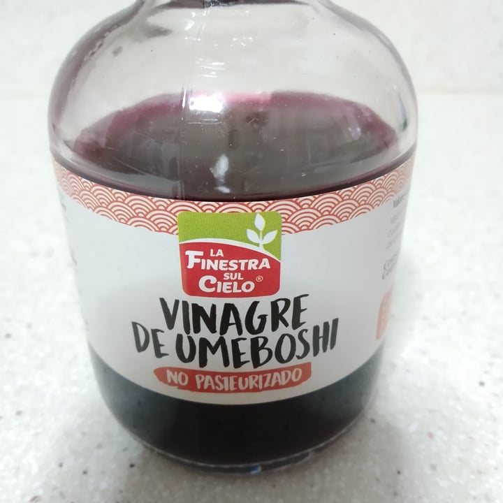 photo of La Finestra Sul Cielo Vinagre de umeboshi shared by @blogmundovegano on  20 Apr 2022 - review