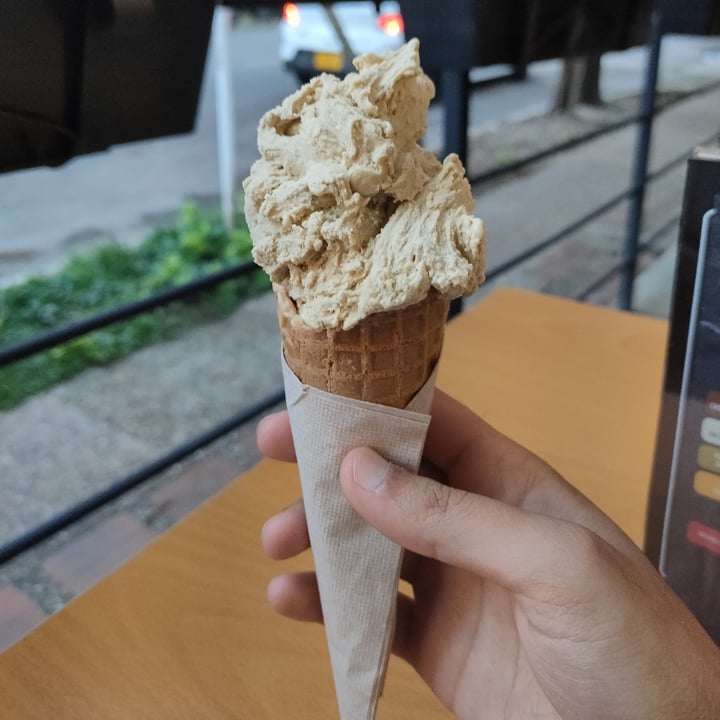 review photo of Patti Gelateria Bronte pistachio gelato shared by @mrigank on 01 Nov 2022 - review