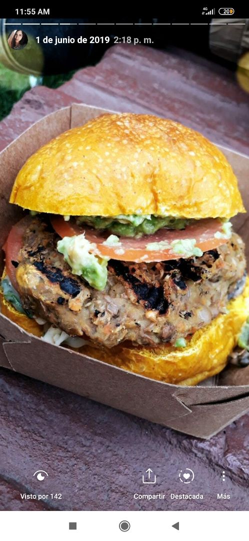 photo of Café Entre Cerros Valparaiso Hamburguesa de lentejas shared by @danielasierra on  21 Jan 2020 - review