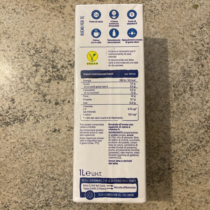 review photo of Alpro This is Not Milk Classic Questo Non è Late Classico shared by @littleflame on 03 Jun 2022 - review