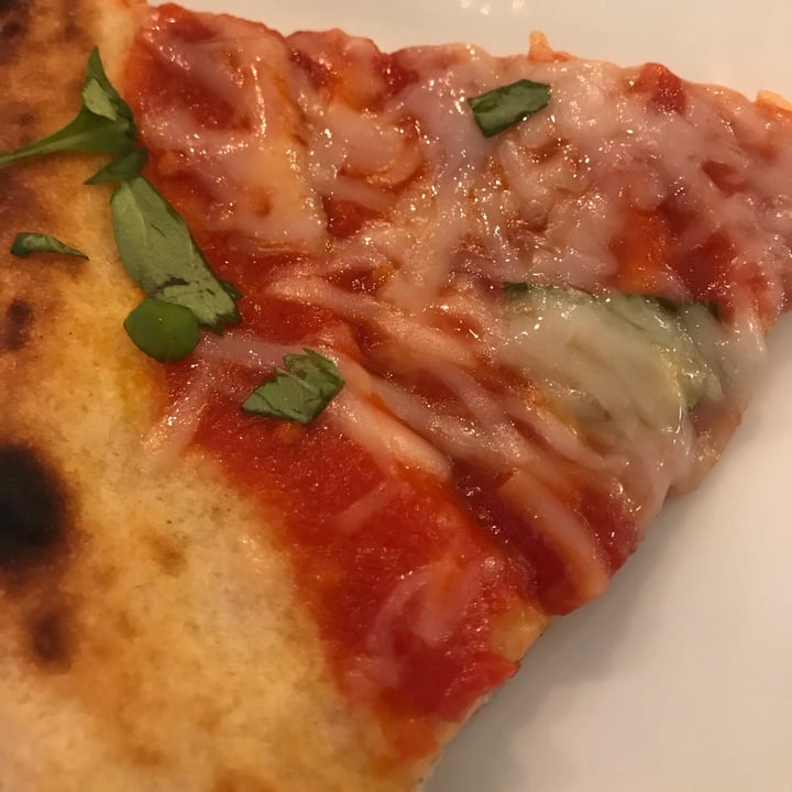 review photo of Capperi che Pizza Margherita Vegan shared by @tobie on 20 Oct 2021 - review