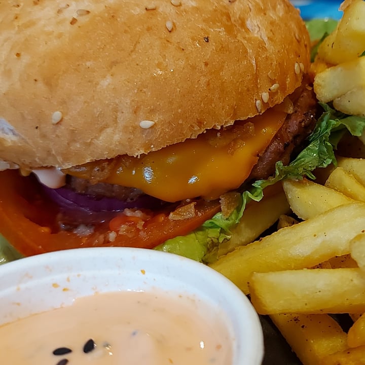 review photo of Mad Mad Vegan The mad signature shared by @gailgens on 17 Apr 2021 - review