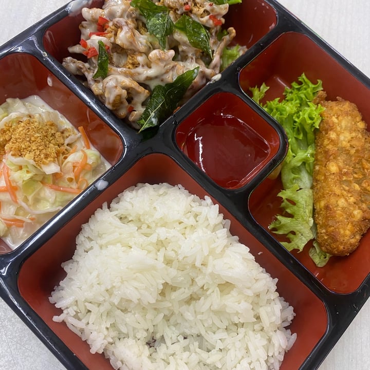 review photo of Su Wei Vegetarian Kitchen Creamy Mushroom Bento shared by @minimalisthero on 29 Mar 2021 - review