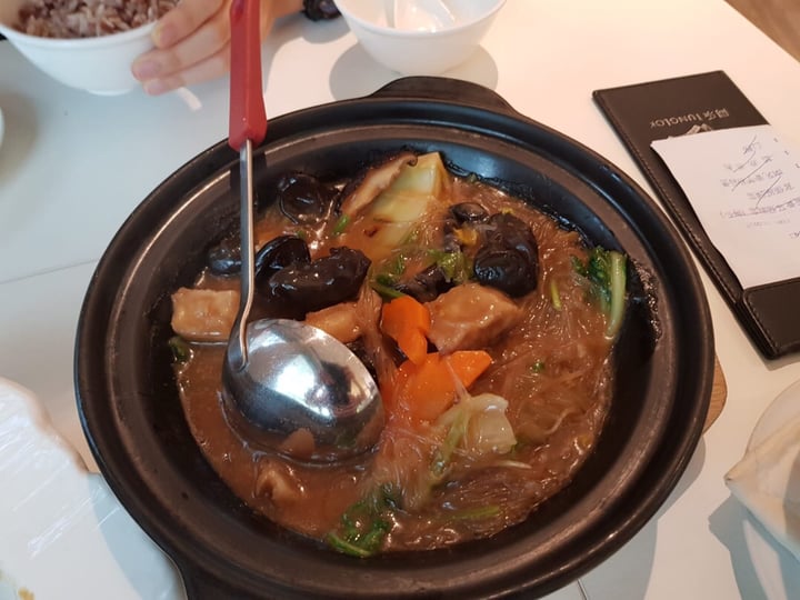 photo of LingZhi Vegetarian - Velocity@Novena Braised Yam and Vermicelli with Fermented Beancurd Sauce served in Claypot shared by @opheeeliaaa on  24 Mar 2019 - review