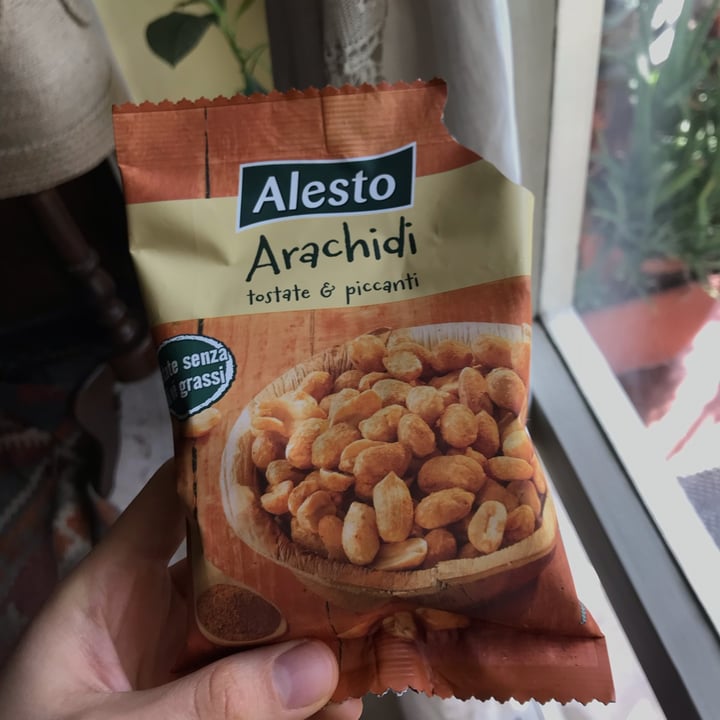 photo of Alesto Arachidi tostate e piccanti shared by @carmelau on  23 Nov 2021 - review