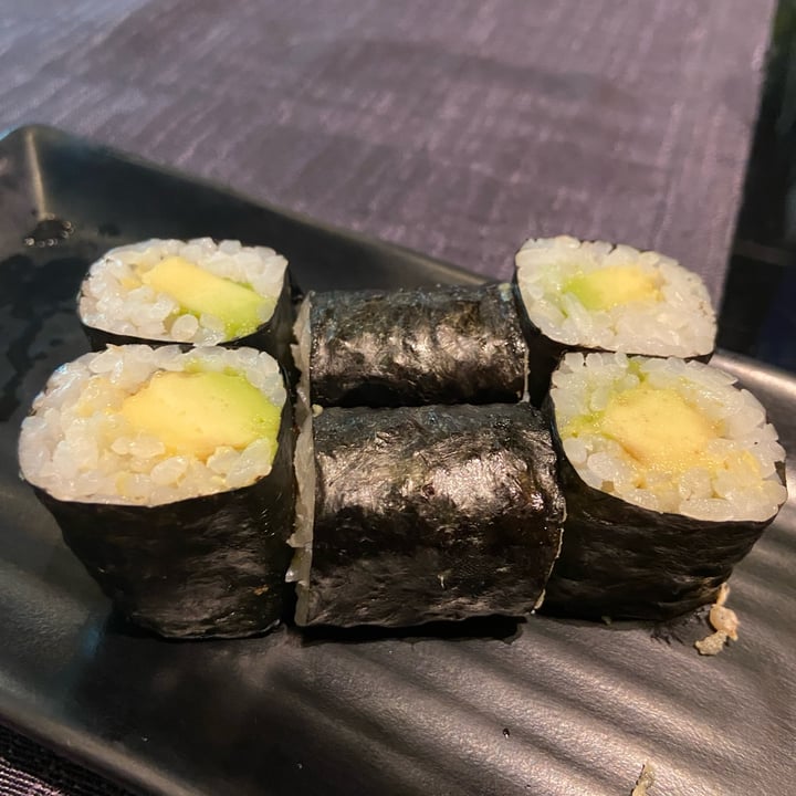 photo of Domò Sushi Hosomaki avocado shared by @martarubbersoul on  02 Aug 2022 - review