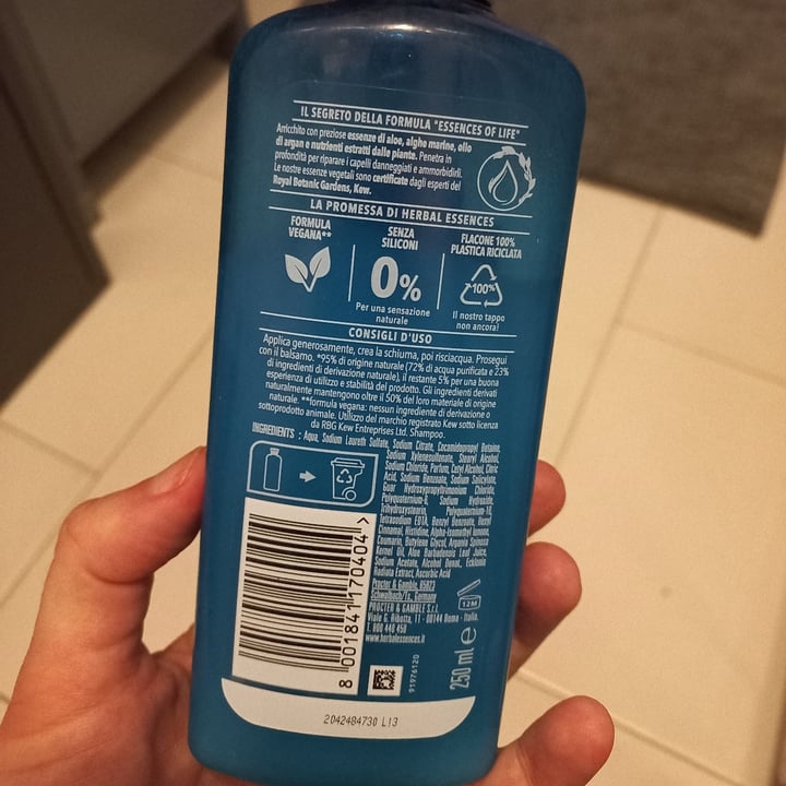 photo of Herbal Essences Shampoo Olio di Argan shared by @amundi on  28 May 2022 - review