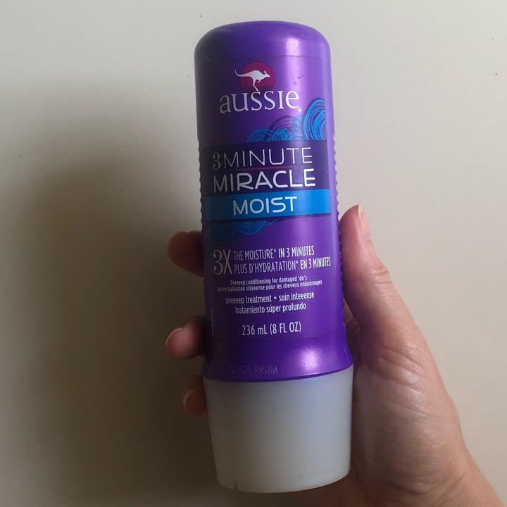 photo of Aussie 3 Minute Miracle Moisture shared by @anahelena on  09 May 2022 - review