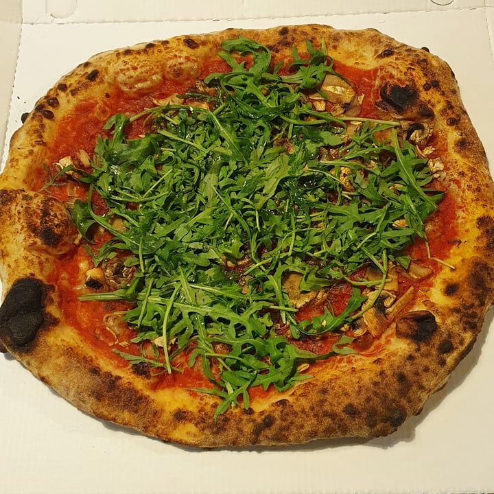 photo of Ristorante Albergo Dei Cacciatori Pizza shared by @artuino on  16 Apr 2022 - review