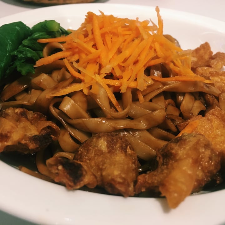 photo of Minf Houze Vegan Cafe Healthy Dry Wantan Panmee shared by @scynsa on  23 Dec 2020 - review