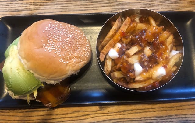 Foto do prato “Vegan loaded fries”