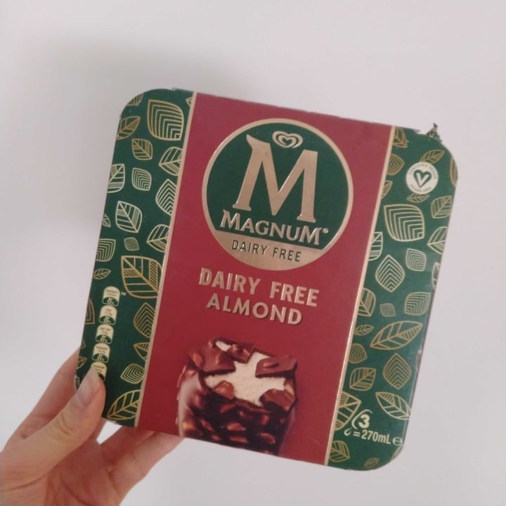 photo of Magnum Magnum Vegan Almond shared by @jchong on  26 Oct 2020 - review